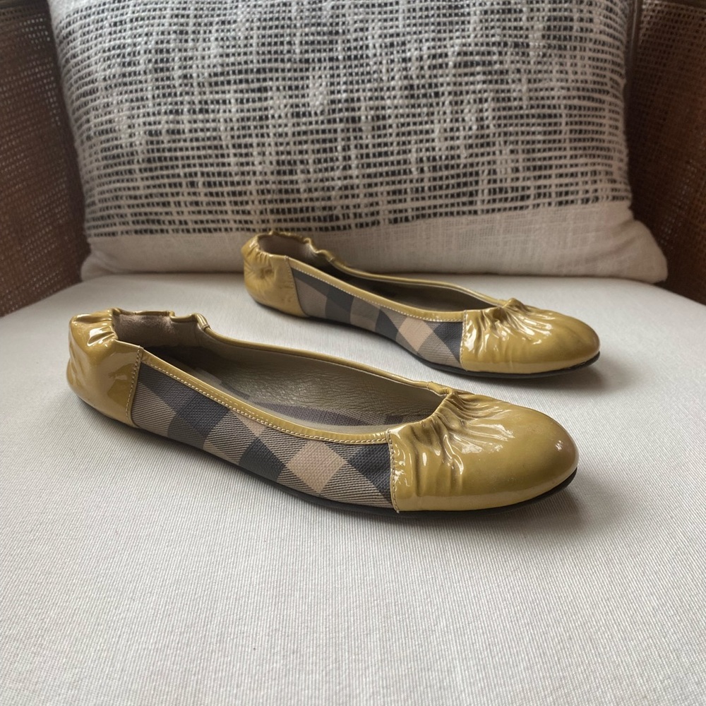 Burberry shoes